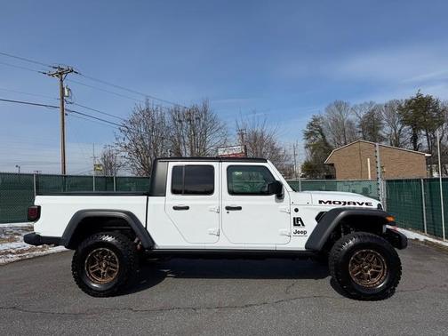 2023 Jeep Gladiator Mojave
