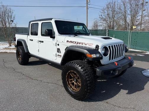 2023 Jeep Gladiator Mojave