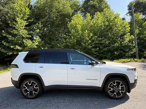 Bright White Clearcoat 2026 Jeep Cherokee Overland