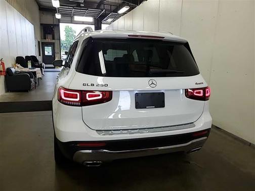 2023 Mercedes-Benz GLB 250 Base 4MATIC