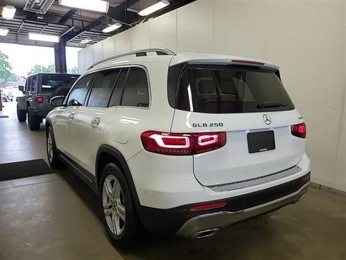 2023 Mercedes-Benz GLB 250 Base 4MATIC