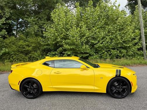 Bright Yellow 2017 Chevrolet Camaro 2SS