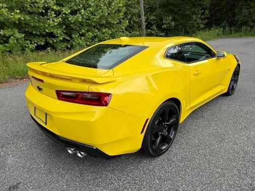 Bright Yellow 2017 Chevrolet Camaro 2SS