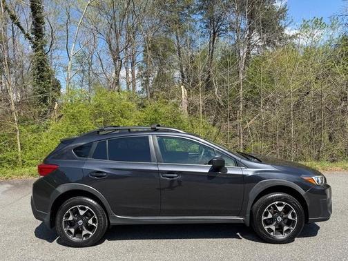 Dark Gray Metallic 2018 Subaru Crosstrek 2.0i