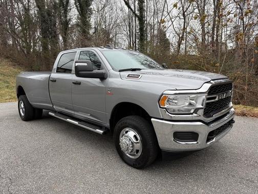 2023 RAM 3500 Tradesman