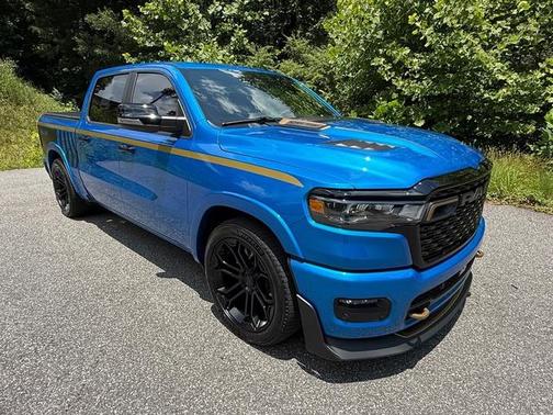 Hydro Blue Pearl 2026 RAM 1500 Big Horn/Lone Star