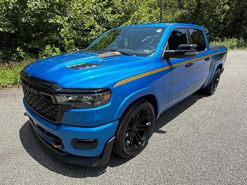 Hydro Blue Pearl 2026 RAM 1500 Big Horn/Lone Star