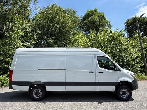 Arctic White 2025 Mercedes-Benz Sprinter 2500 Standard Roof