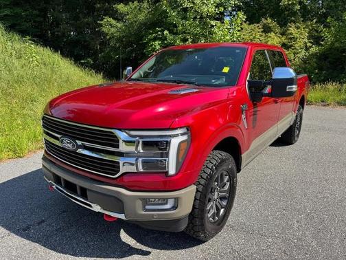 Rapid Red Metallic Tinted Clearcoat 2025 Ford F-150 King Ranch