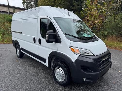 2026 RAM ProMaster 1500 Base