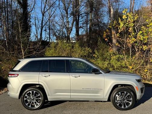 2024 Jeep Grand Cherokee 4xe Overland