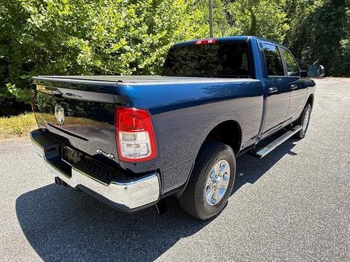 Patriot Blue Pearlcoat 2022 RAM 2500 Big Horn