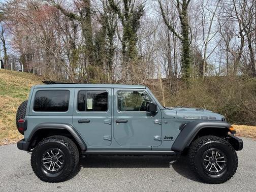 2026 Jeep Wrangler MOAB 392 ONE TOUCH/WINCH