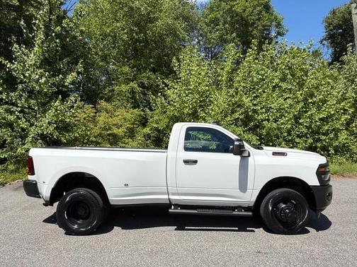 Bright White Clearcoat 2026 RAM 3500 Tradesman