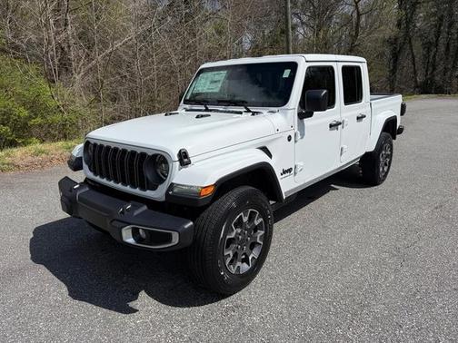 2026 Jeep Gladiator Sport