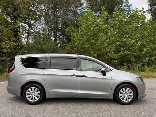 2018 Chrysler Pacifica L