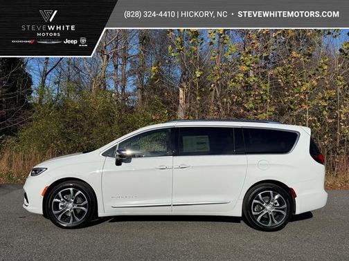 2026 Chrysler Pacifica Pinnacle