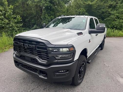 Bright White Clearcoat 2026 RAM 2500 Tradesman