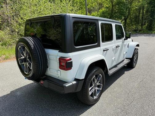 Bright White Clearcoat 2024 Jeep Wrangler 4xe Sport