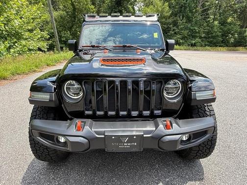Black Clearcoat 2021 Jeep Gladiator Mojave