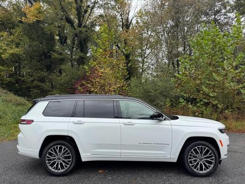 2025 Jeep Grand Cherokee L Summit