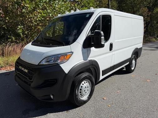 2026 RAM ProMaster 1500 Low Roof