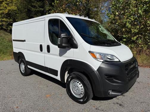 2026 RAM ProMaster 1500 Low Roof