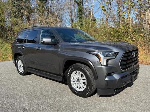 2025 Toyota Sequoia SR5