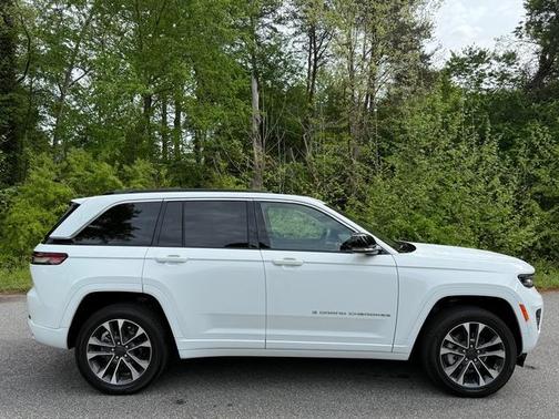 2025 Jeep Grand Cherokee Overland