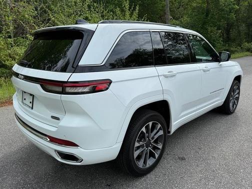 2025 Jeep Grand Cherokee Overland