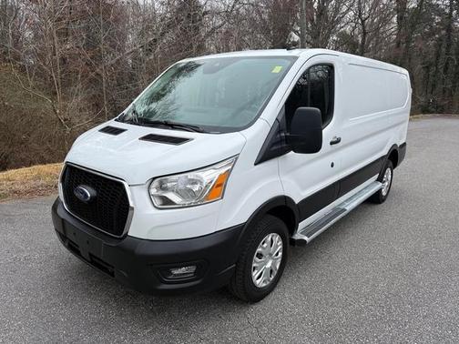 2022 Ford Transit-250 130 LOW ROOF