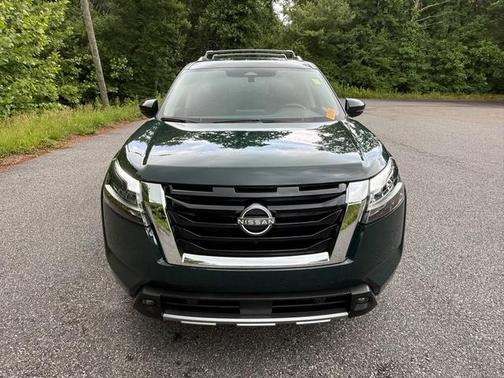 Obsidian Green 2024 Nissan Pathfinder SL