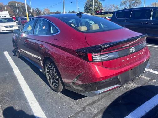 2024 Hyundai SONATA Hybrid Limited