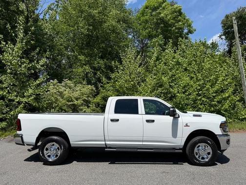Bright White Clearcoat 2026 RAM 2500 Tradesman