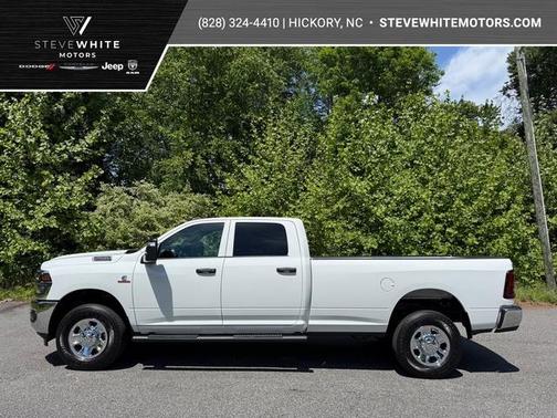 Bright White Clearcoat 2026 RAM 2500 Tradesman