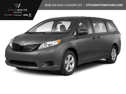 2013 Toyota Sienna XLE