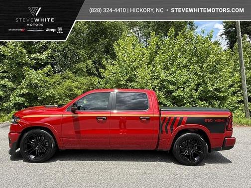 Molten Red Pearlcoat 2026 RAM 1500 Big Horn/Lone Star