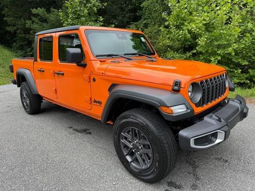 2025 Jeep Gladiator Sport