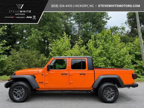 2025 Jeep Gladiator Sport