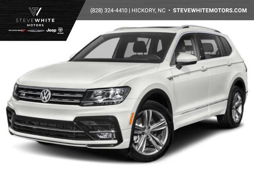 Cardinal Red Metallic 2019 Volkswagen Tiguan 2.0T SE