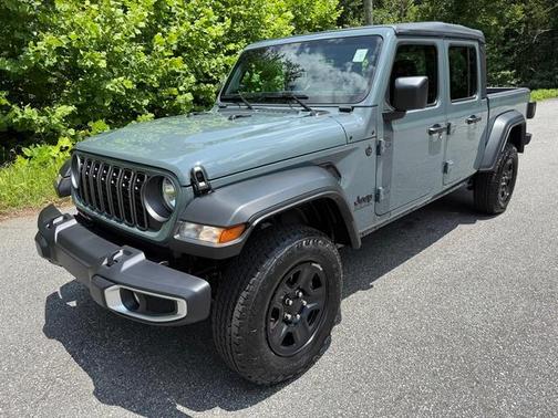 2025 Jeep Gladiator Sport