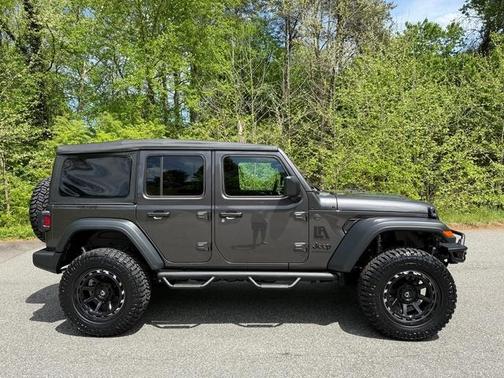 Granite Crystal Clearcoat Metallic 2025 Jeep Wrangler Sport