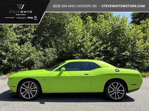 Sublime Clearcoat Metallic 2023 Dodge Challenger R/T