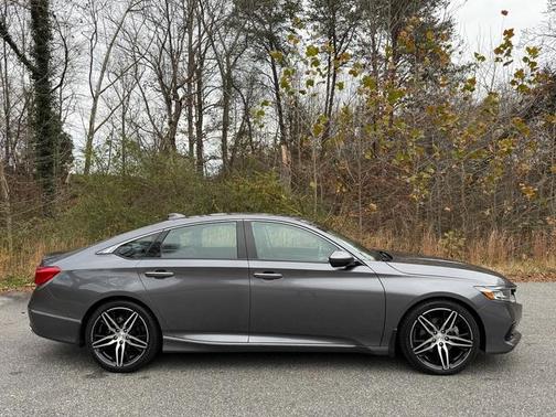 2021 Honda Accord Touring 2.0T