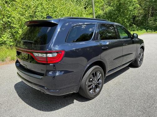 Night 2025 Dodge Durango GT