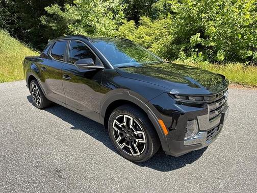 Phantom Black Pearl 2025 Hyundai SANTA CRUZ Limited