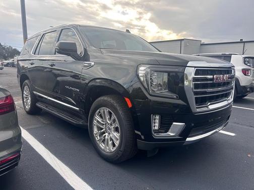 2022 GMC Yukon SLT