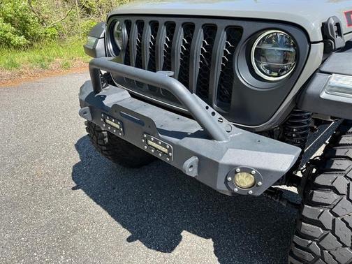 Gray 2020 Jeep Gladiator Rubicon