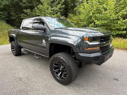 Graphite Metallic 2018 Chevrolet Silverado 1500 LT