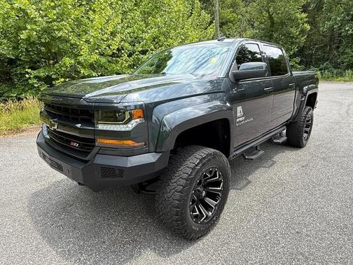 Graphite Metallic 2018 Chevrolet Silverado 1500 LT